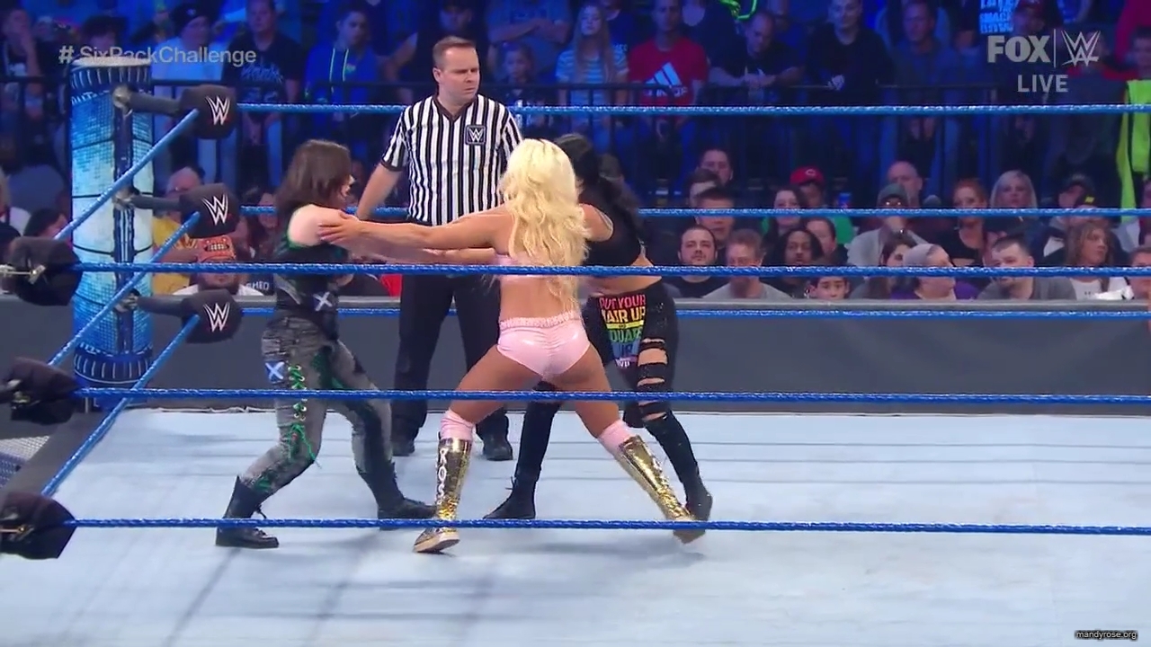 WWE_Friday_Night_SmackDown_2019_10_18_720p_HDTV_x264-NWCHD_mp41922.jpg