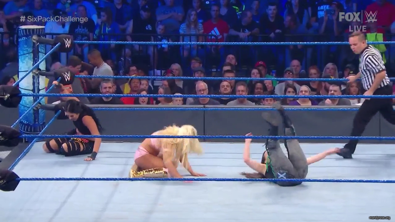 WWE_Friday_Night_SmackDown_2019_10_18_720p_HDTV_x264-NWCHD_mp41932.jpg