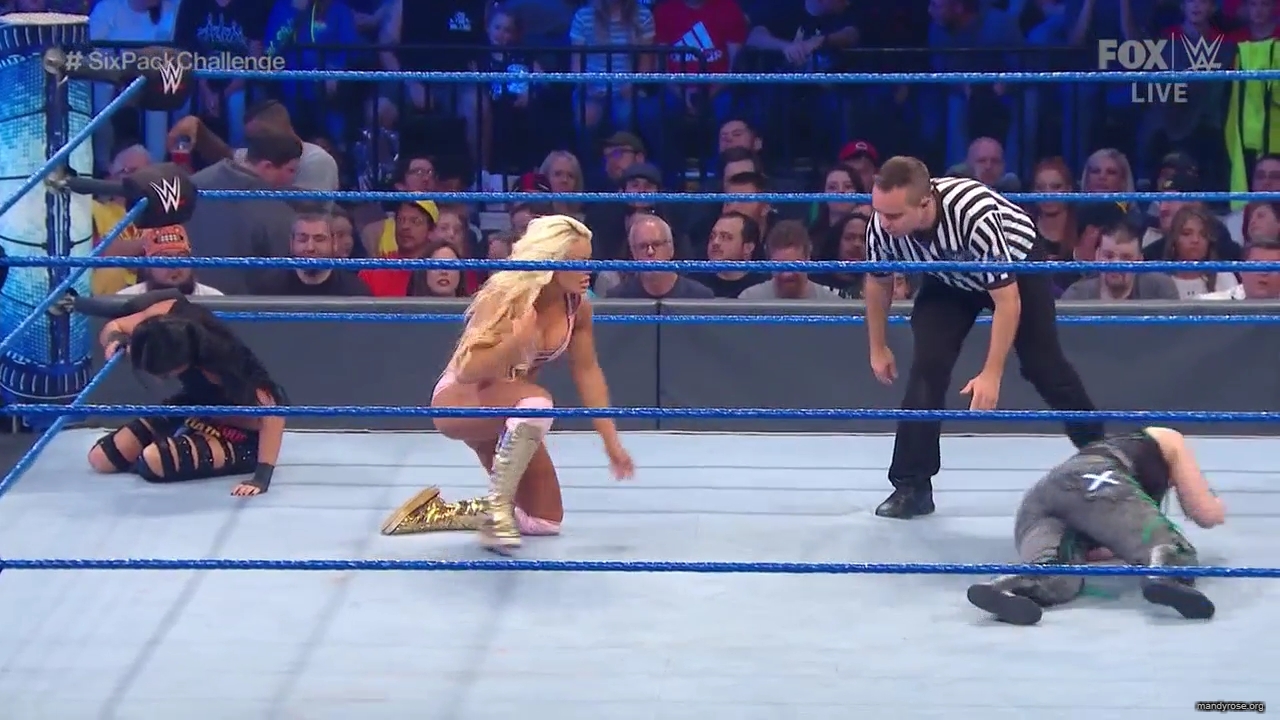 WWE_Friday_Night_SmackDown_2019_10_18_720p_HDTV_x264-NWCHD_mp41933.jpg