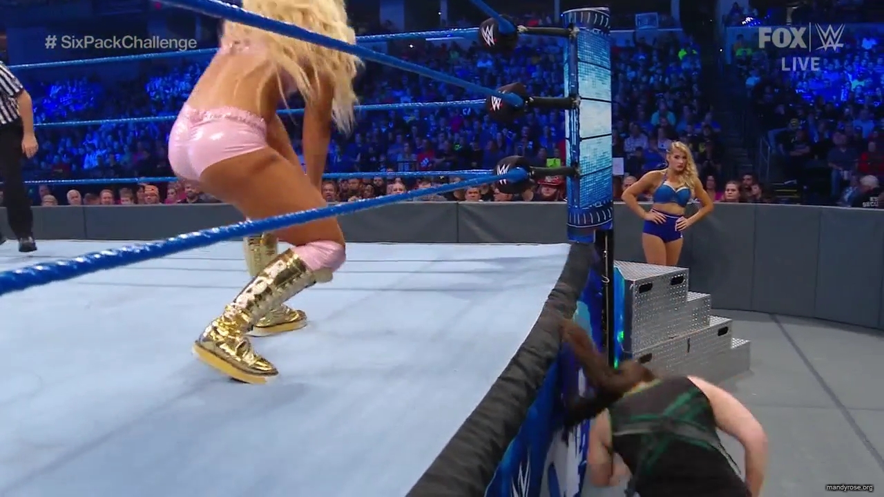 WWE_Friday_Night_SmackDown_2019_10_18_720p_HDTV_x264-NWCHD_mp41936.jpg