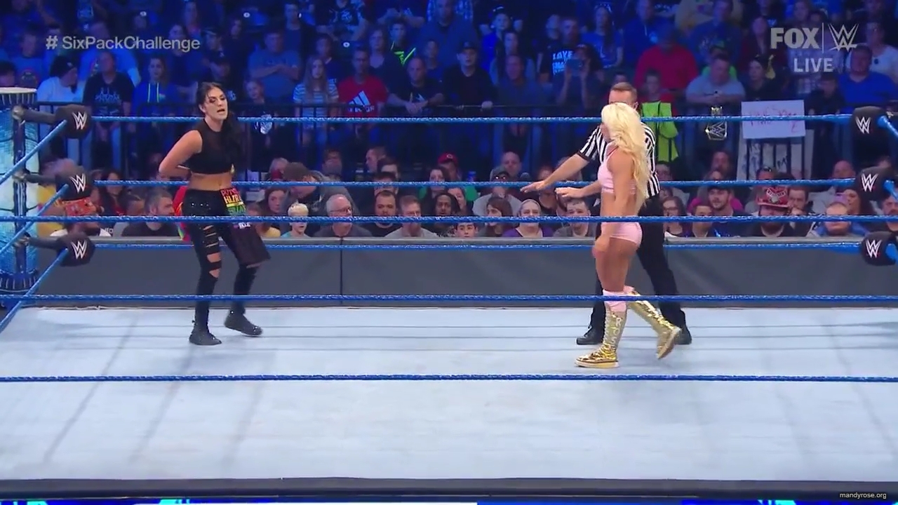 WWE_Friday_Night_SmackDown_2019_10_18_720p_HDTV_x264-NWCHD_mp41938.jpg