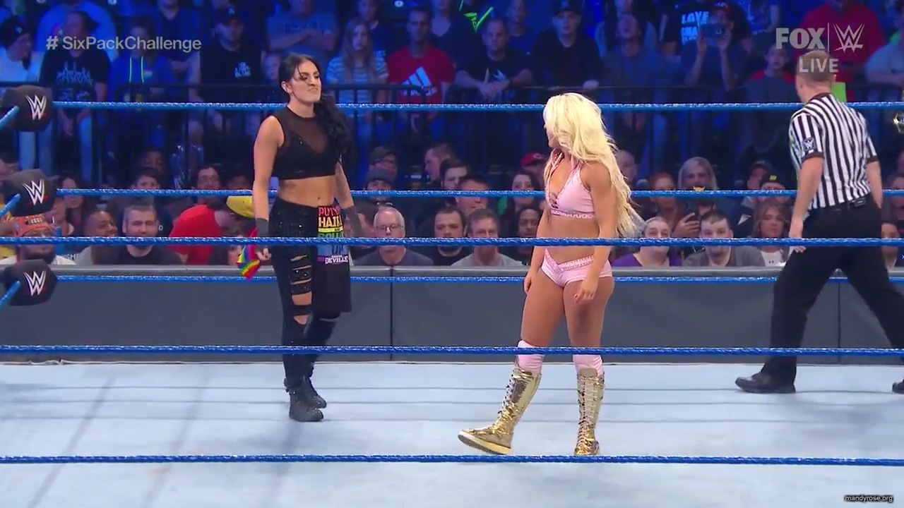 WWE_Friday_Night_SmackDown_2019_10_18_720p_HDTV_x264-NWCHD_mp41940.jpg