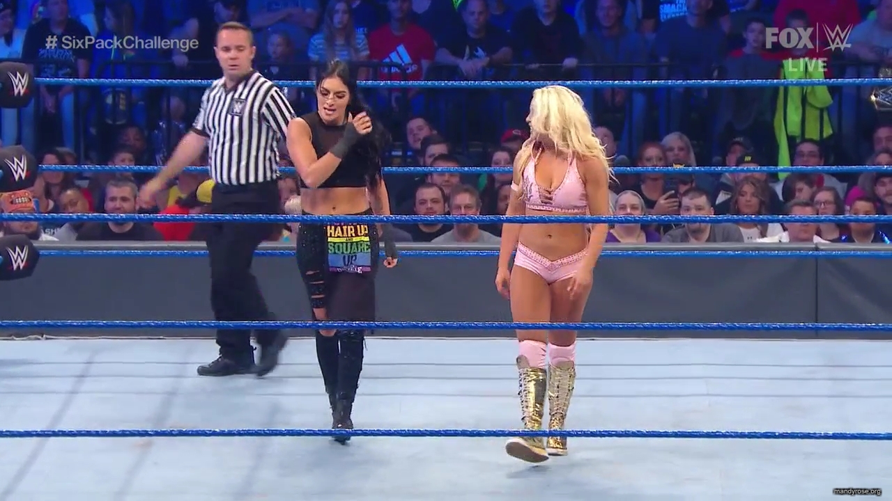 WWE_Friday_Night_SmackDown_2019_10_18_720p_HDTV_x264-NWCHD_mp41942.jpg