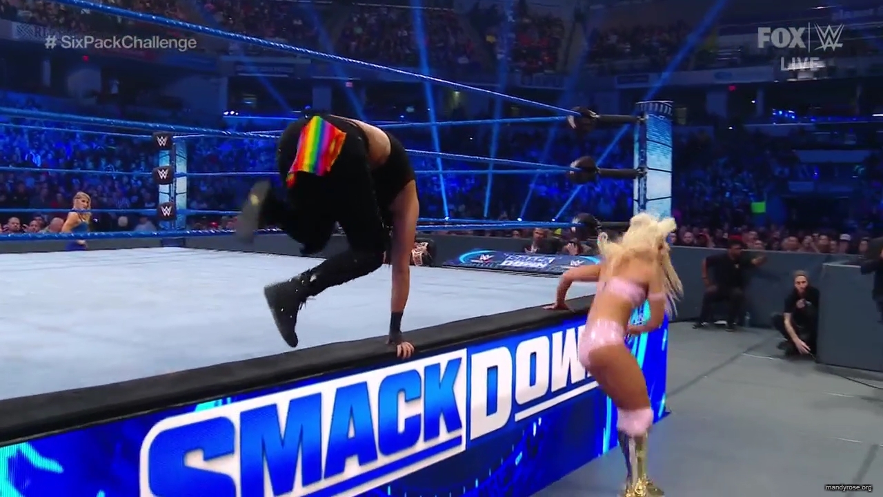 WWE_Friday_Night_SmackDown_2019_10_18_720p_HDTV_x264-NWCHD_mp41946.jpg
