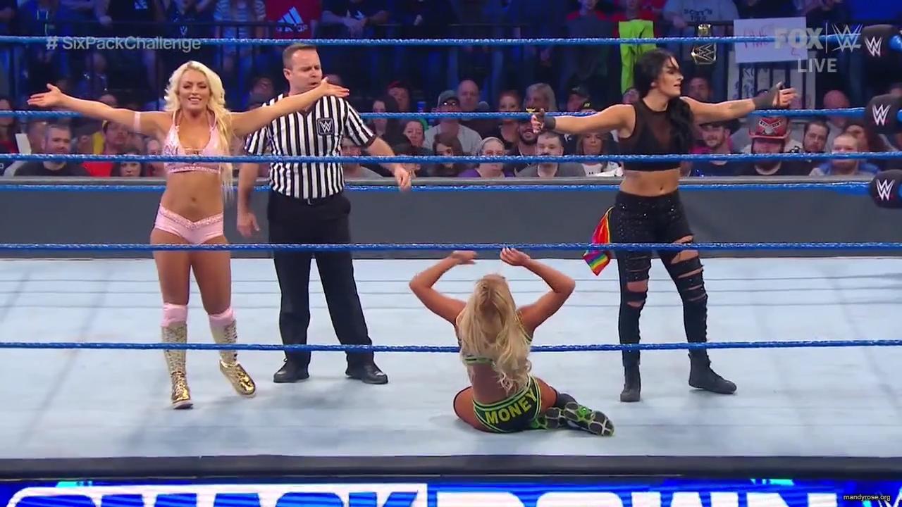 WWE_Friday_Night_SmackDown_2019_10_18_720p_HDTV_x264-NWCHD_mp42021.jpg