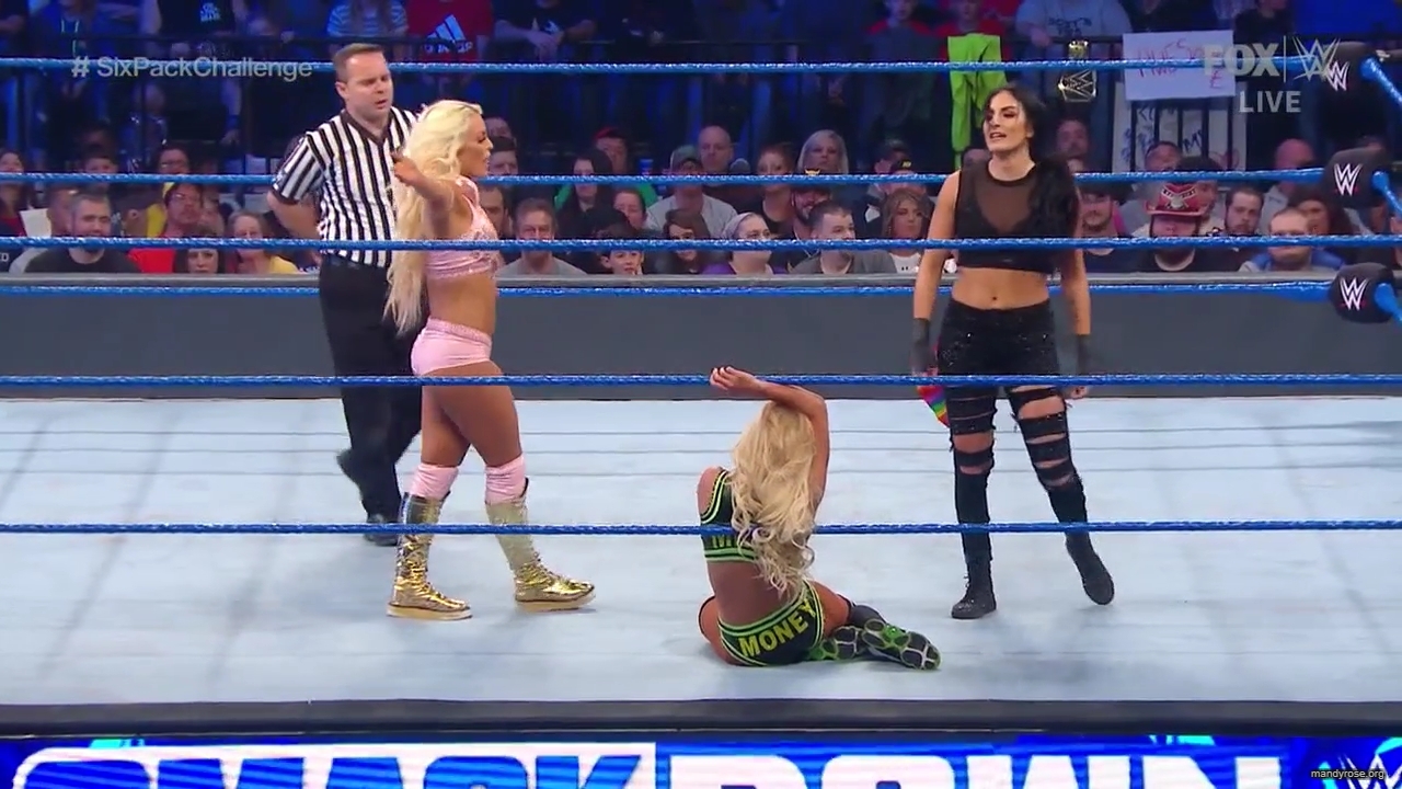 WWE_Friday_Night_SmackDown_2019_10_18_720p_HDTV_x264-NWCHD_mp42023.jpg