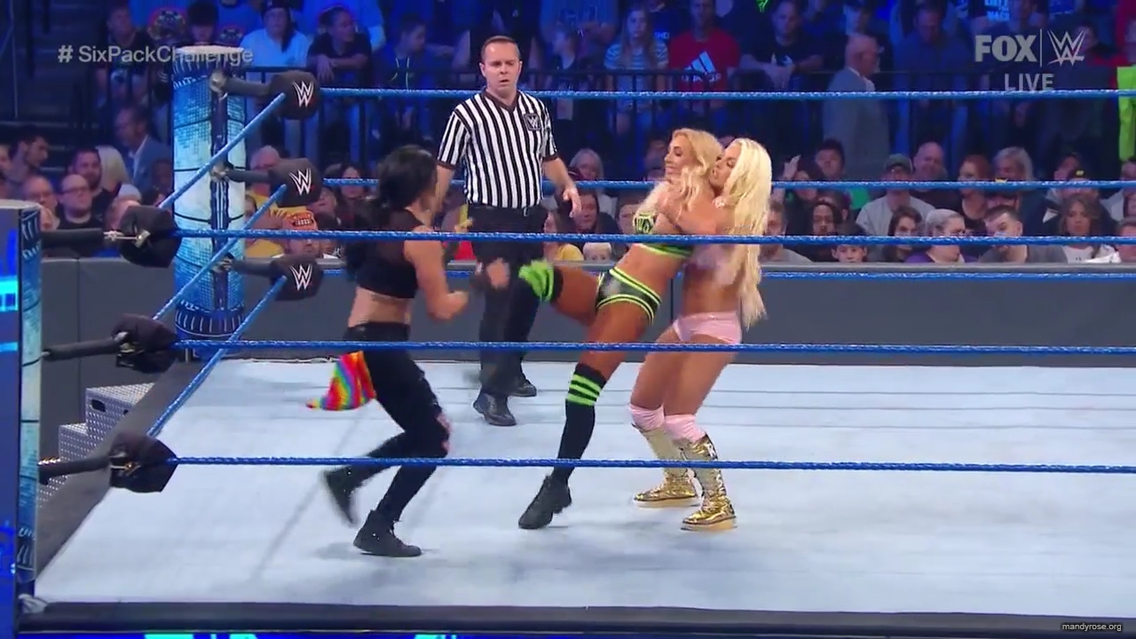 WWE_Friday_Night_SmackDown_2019_10_18_720p_HDTV_x264-NWCHD_mp42040.jpg