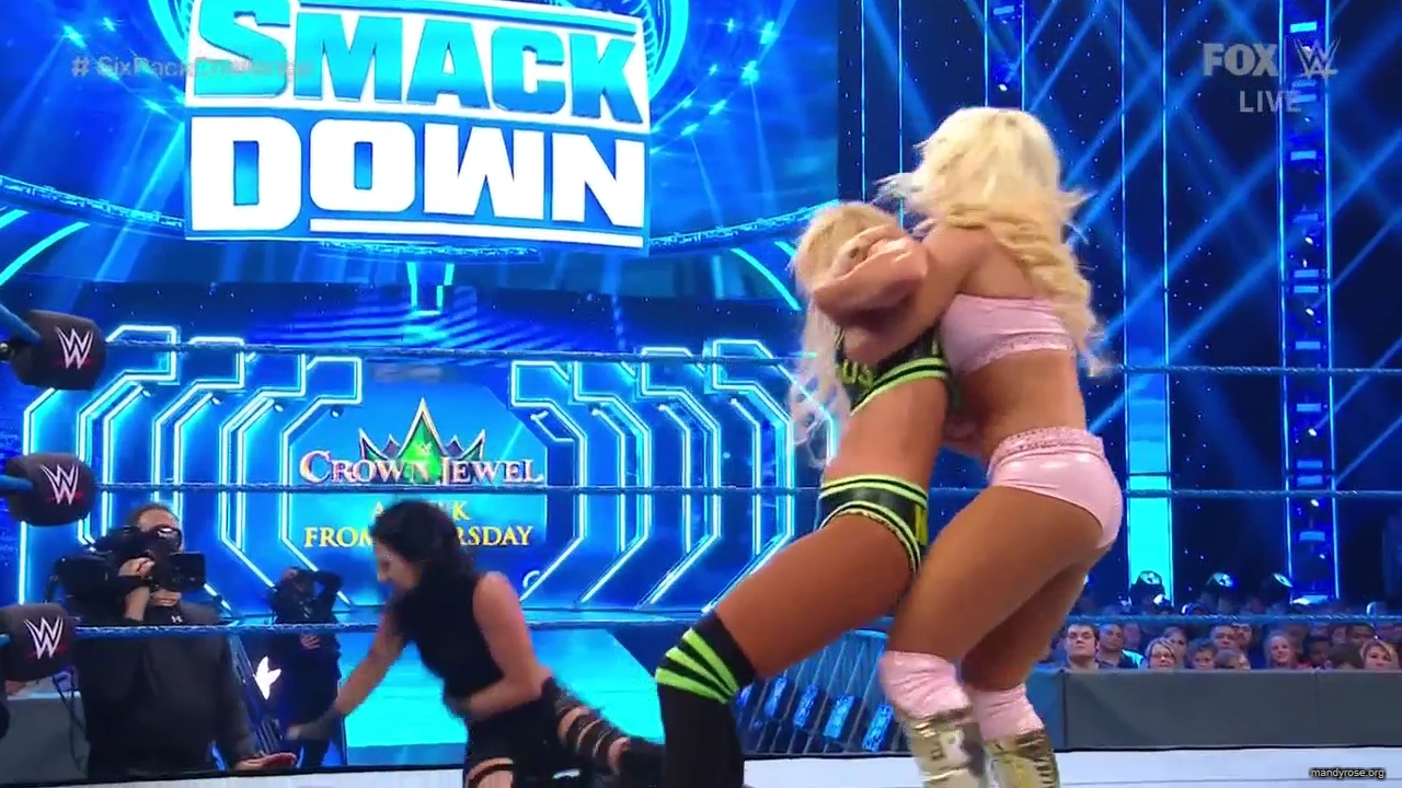 WWE_Friday_Night_SmackDown_2019_10_18_720p_HDTV_x264-NWCHD_mp42041.jpg