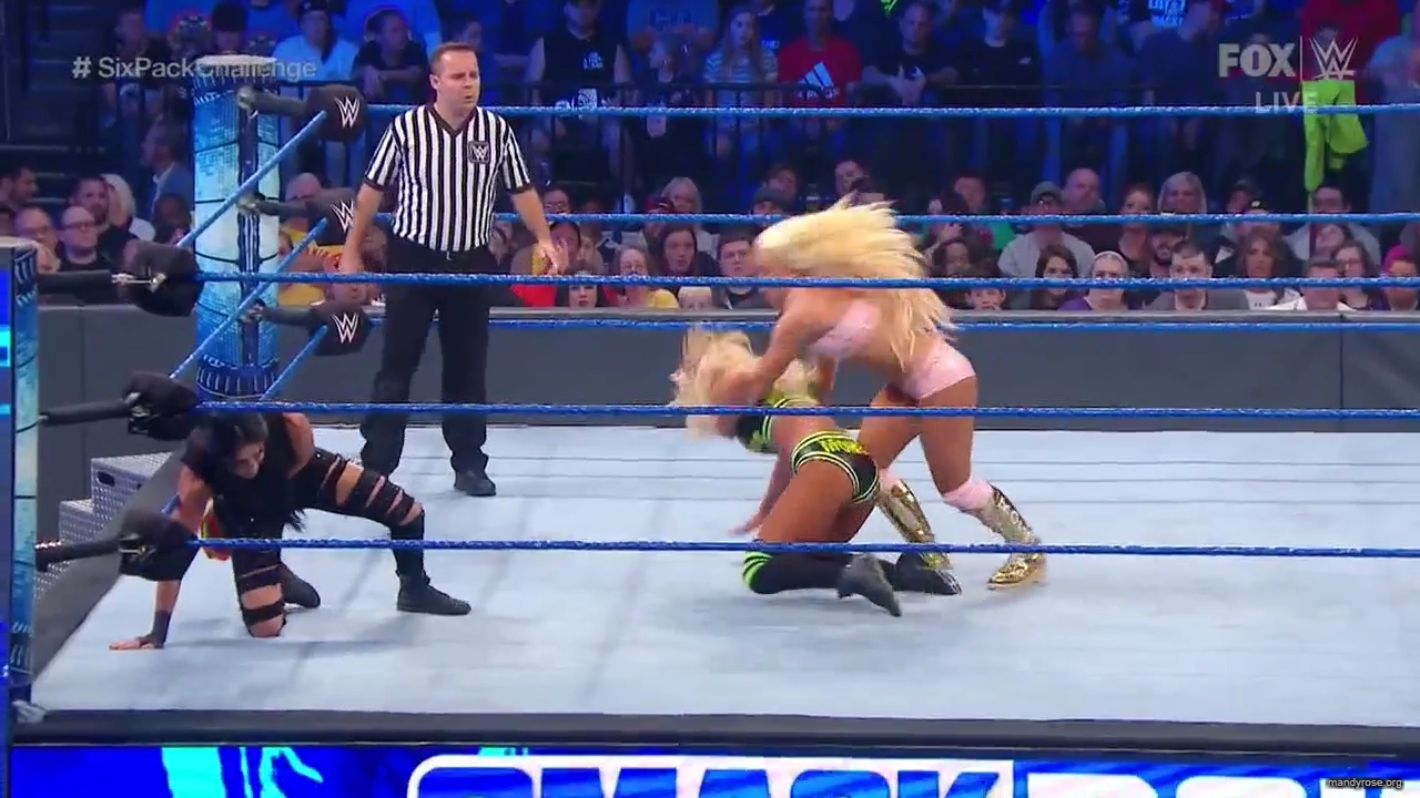 WWE_Friday_Night_SmackDown_2019_10_18_720p_HDTV_x264-NWCHD_mp42042.jpg