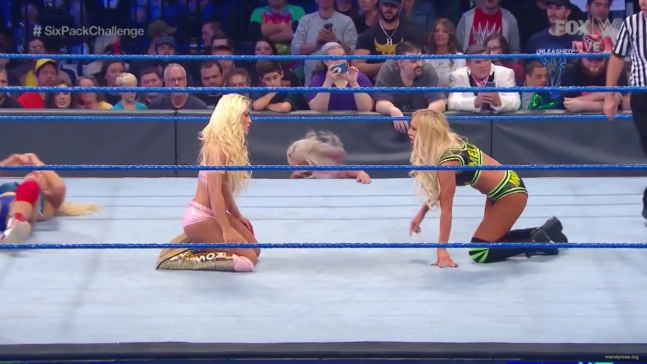 WWE_Friday_Night_SmackDown_2019_10_18_720p_HDTV_x264-NWCHD_mp42139.jpg