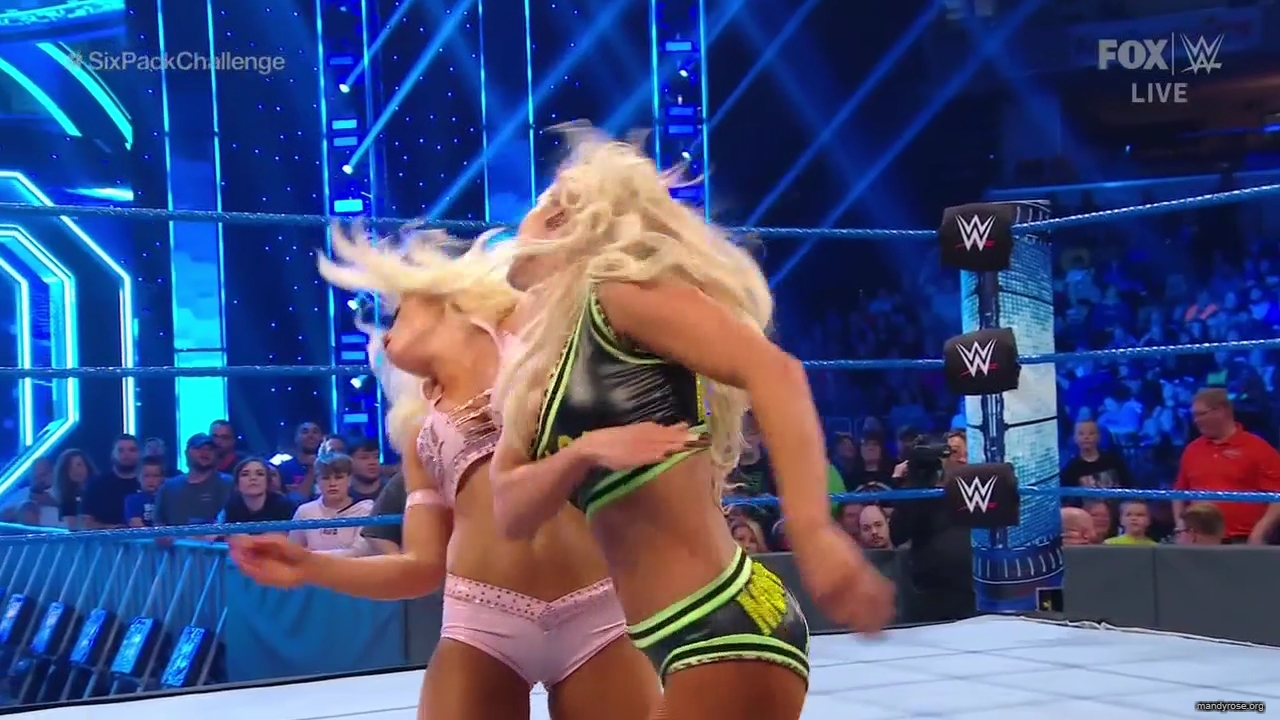 WWE_Friday_Night_SmackDown_2019_10_18_720p_HDTV_x264-NWCHD_mp42145.jpg