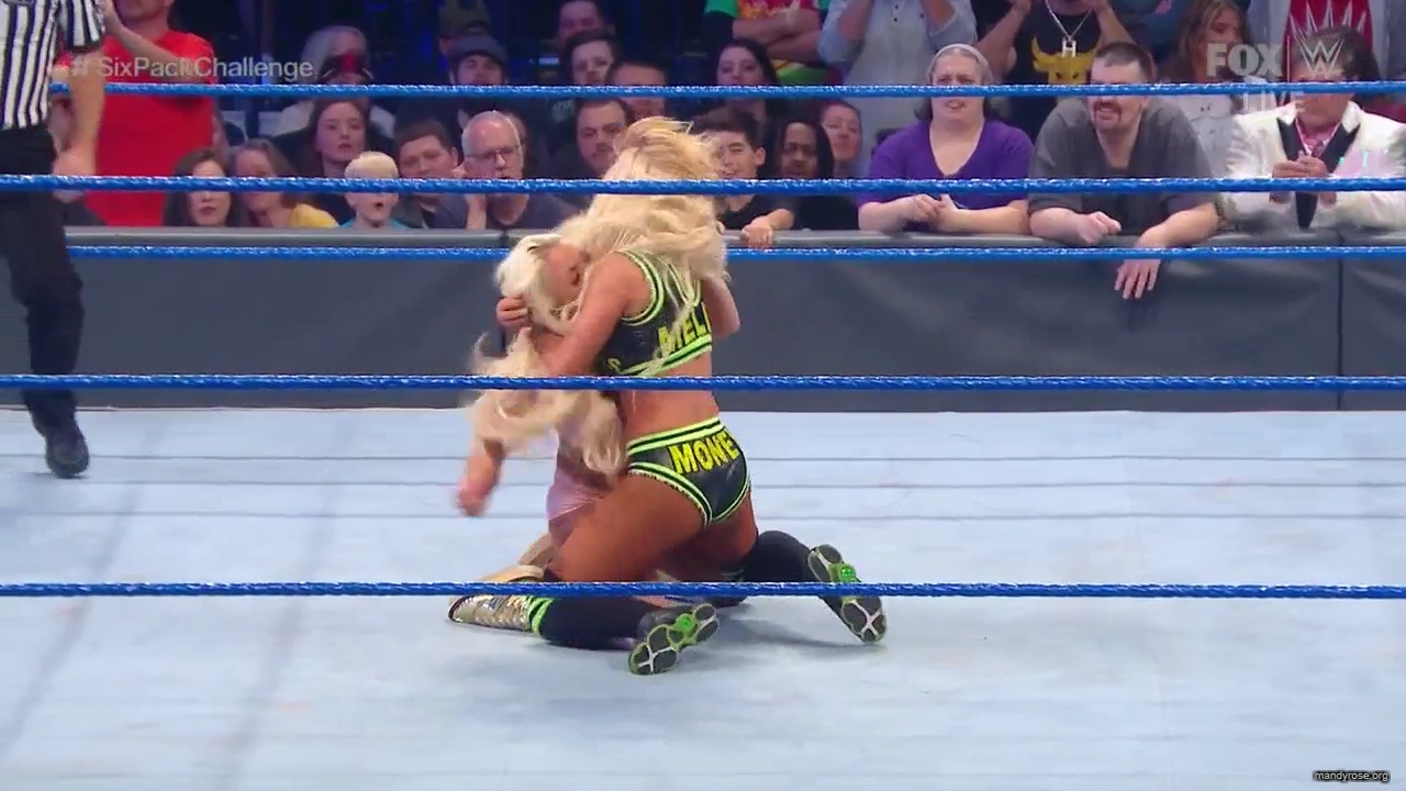 WWE_Friday_Night_SmackDown_2019_10_18_720p_HDTV_x264-NWCHD_mp42147.jpg