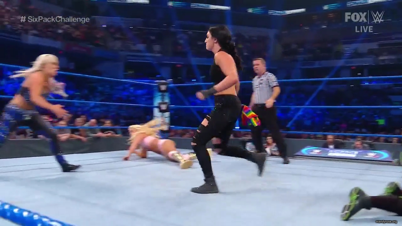 WWE_Friday_Night_SmackDown_2019_10_18_720p_HDTV_x264-NWCHD_mp42172.jpg