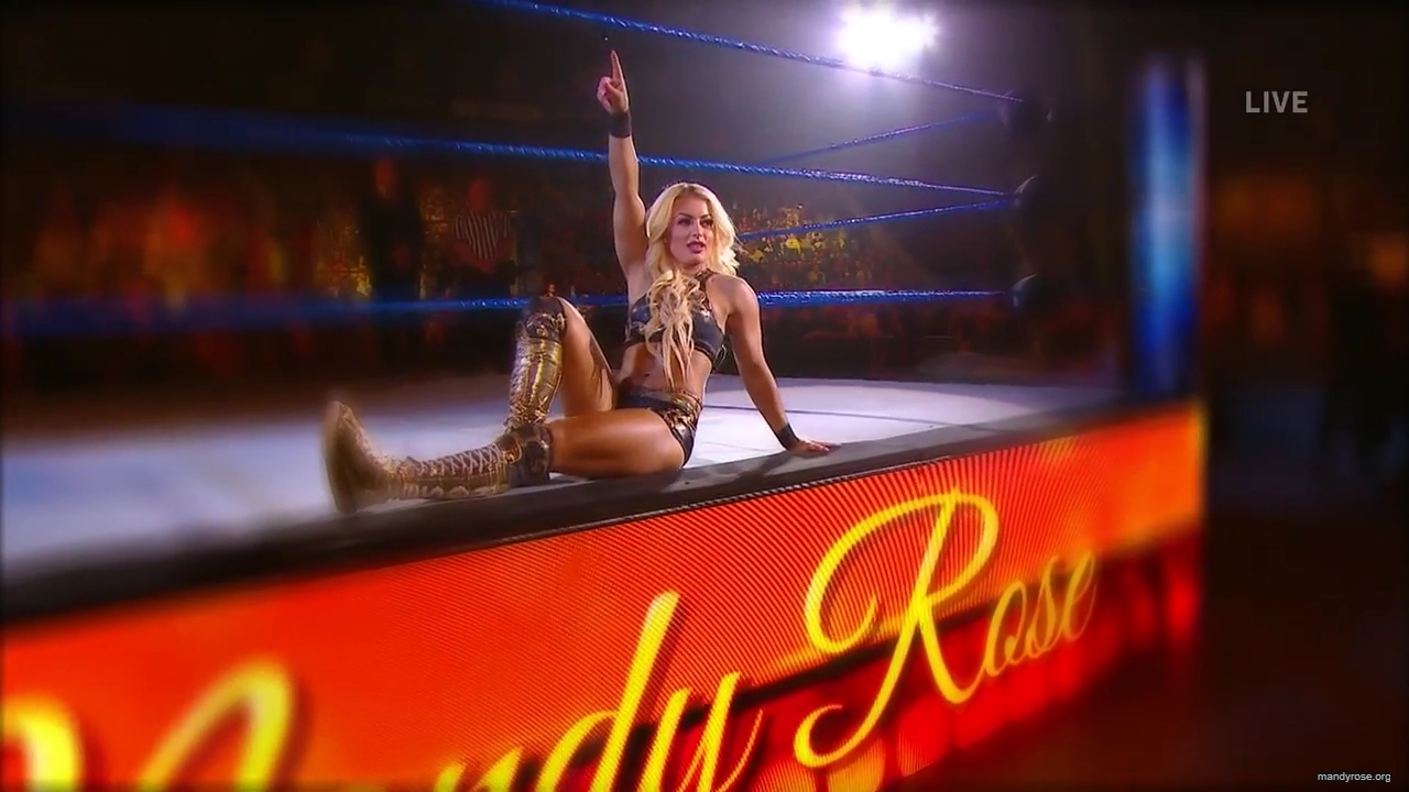 WWE_Friday_Night_SmackDown_2019_10_25_720p_HDTV_x264-NWCHD_mp42169.jpg