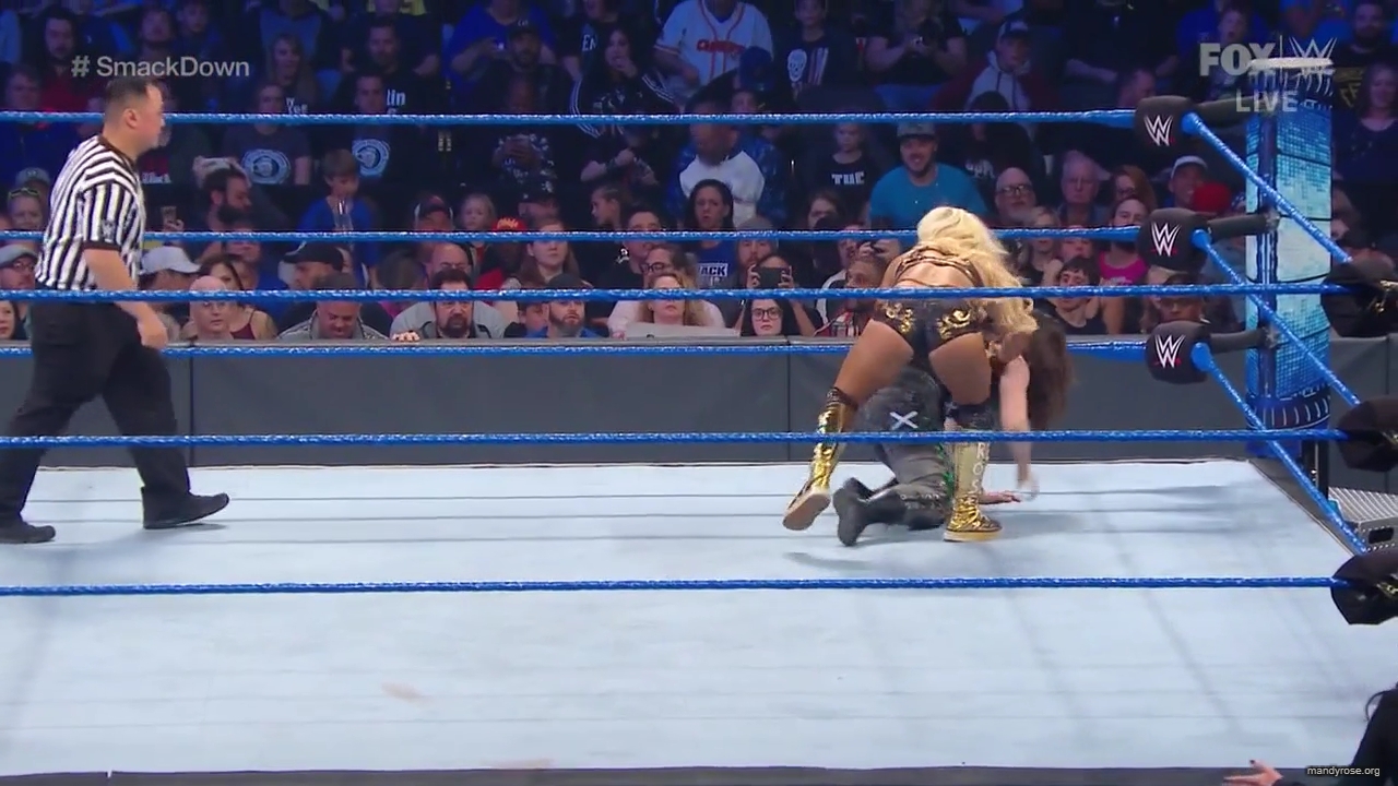 WWE_Friday_Night_SmackDown_2019_10_25_720p_HDTV_x264-NWCHD_mp42255.jpg