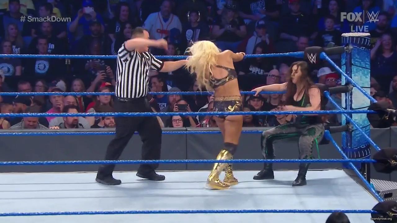 WWE_Friday_Night_SmackDown_2019_10_25_720p_HDTV_x264-NWCHD_mp42258.jpg