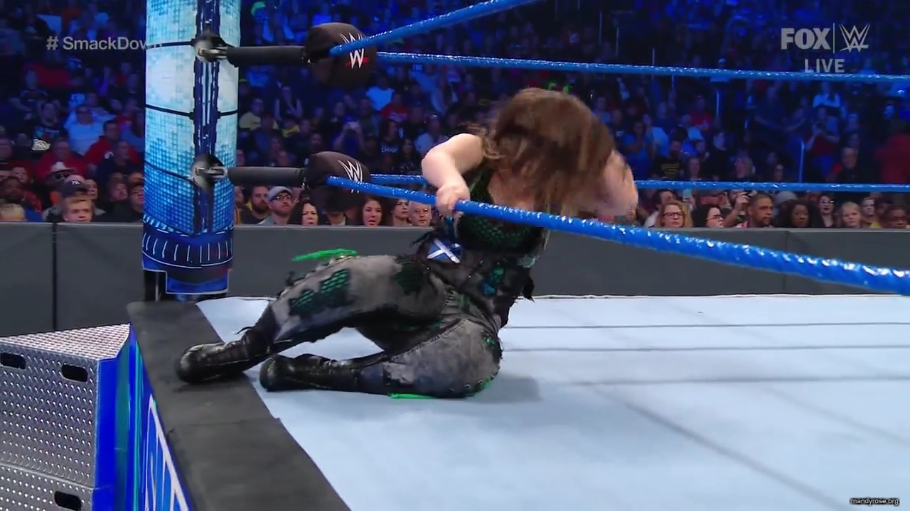 WWE_Friday_Night_SmackDown_2019_10_25_720p_HDTV_x264-NWCHD_mp42272.jpg
