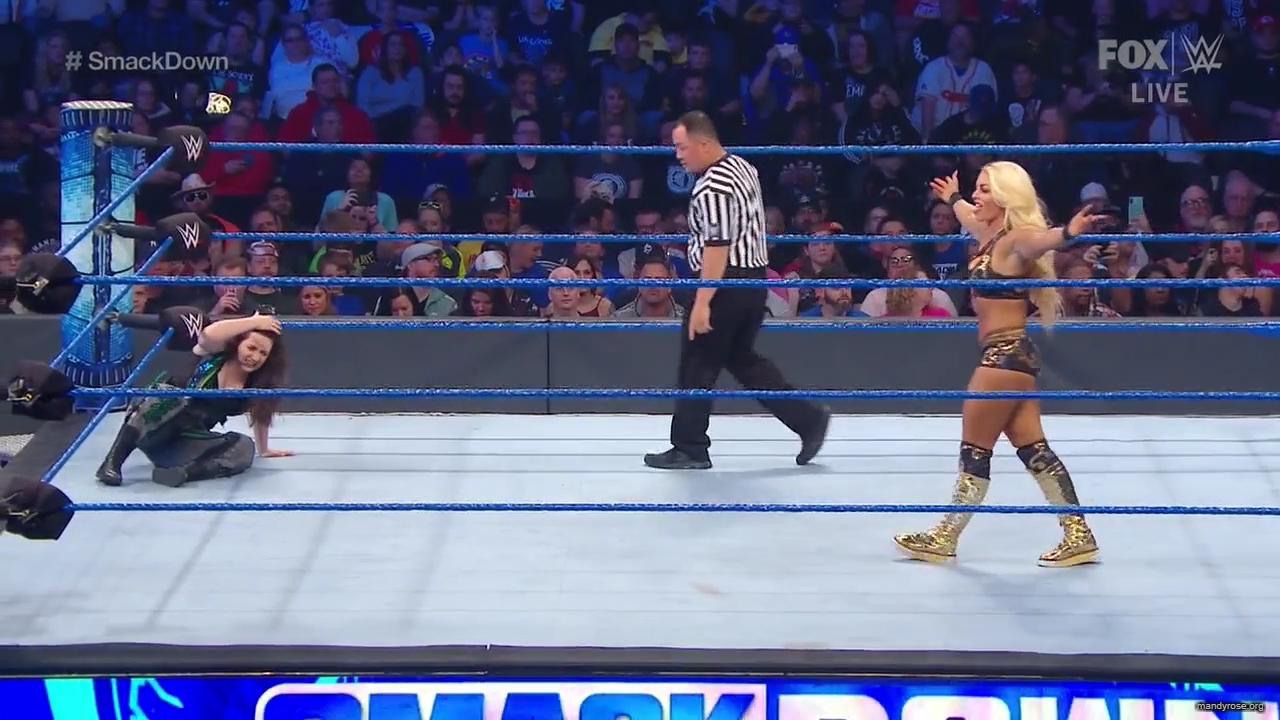 WWE_Friday_Night_SmackDown_2019_10_25_720p_HDTV_x264-NWCHD_mp42276.jpg