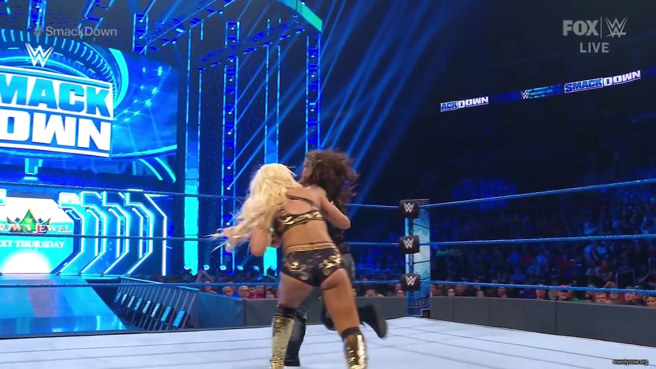 WWE_Friday_Night_SmackDown_2019_10_25_720p_HDTV_x264-NWCHD_mp42290.jpg