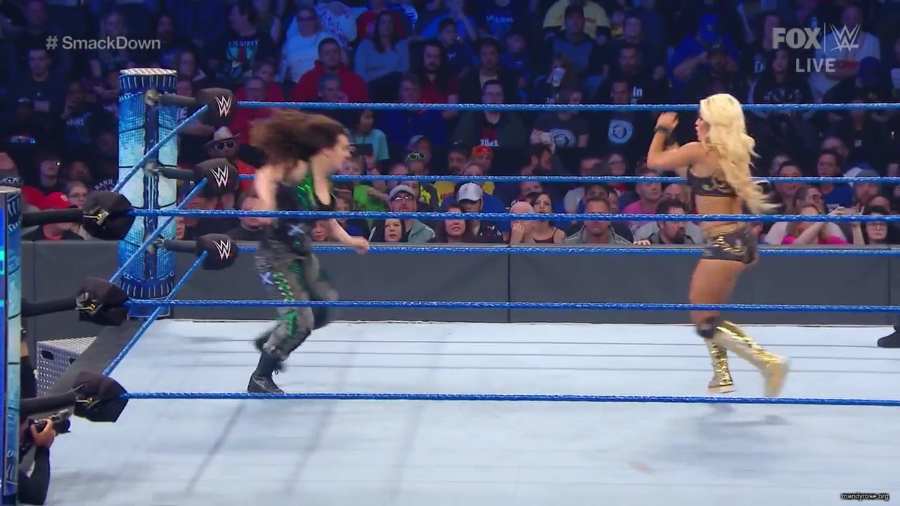 WWE_Friday_Night_SmackDown_2019_10_25_720p_HDTV_x264-NWCHD_mp42291.jpg