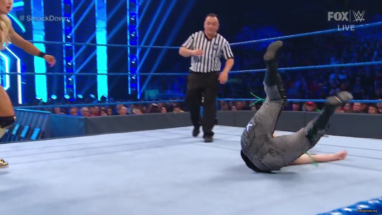 WWE_Friday_Night_SmackDown_2019_10_25_720p_HDTV_x264-NWCHD_mp42300.jpg