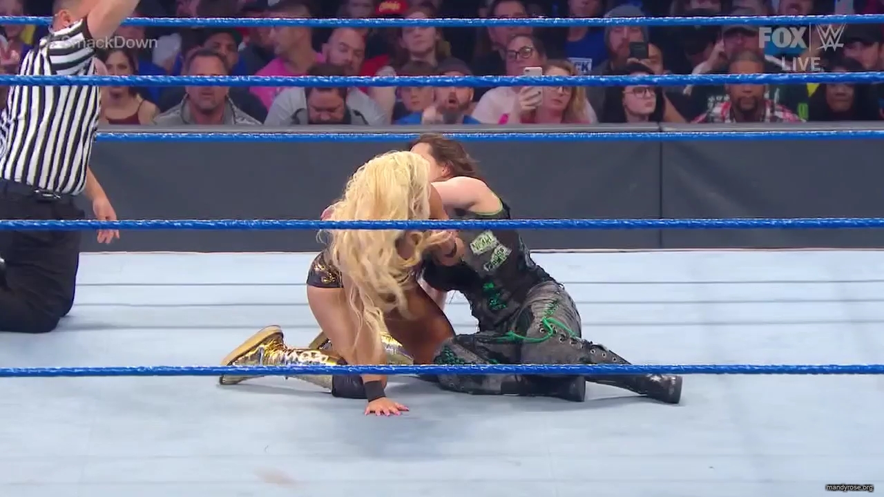 WWE_Friday_Night_SmackDown_2019_10_25_720p_HDTV_x264-NWCHD_mp42305.jpg