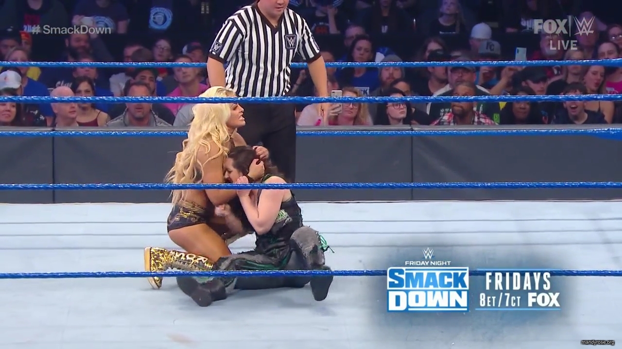 WWE_Friday_Night_SmackDown_2019_10_25_720p_HDTV_x264-NWCHD_mp42310.jpg