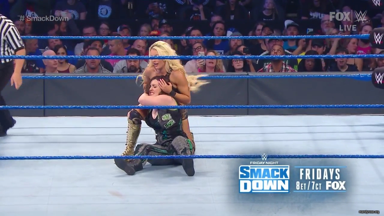 WWE_Friday_Night_SmackDown_2019_10_25_720p_HDTV_x264-NWCHD_mp42312.jpg