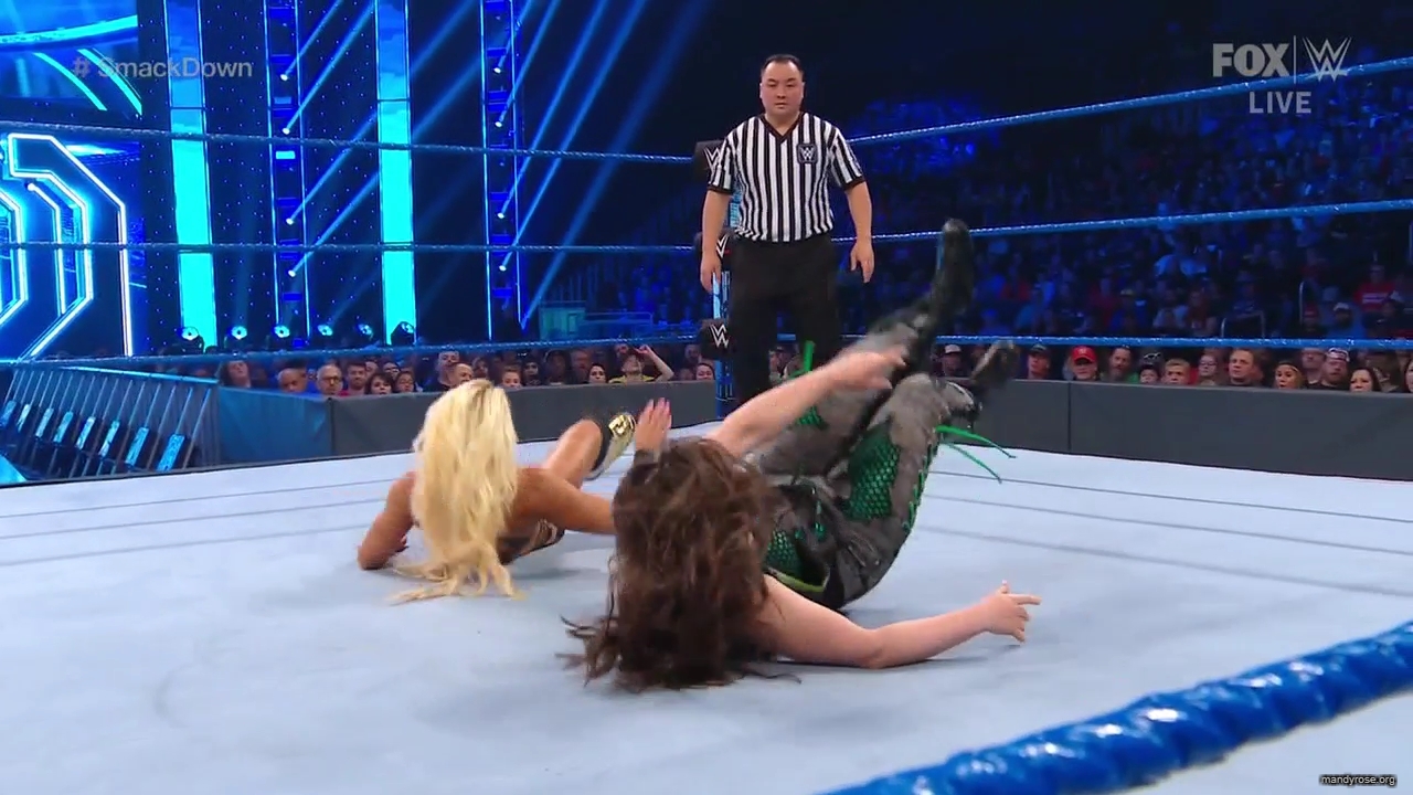 WWE_Friday_Night_SmackDown_2019_10_25_720p_HDTV_x264-NWCHD_mp42375.jpg