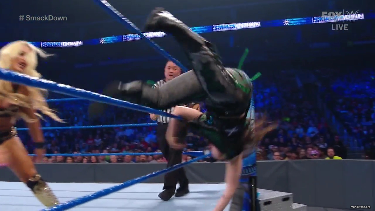 WWE_Friday_Night_SmackDown_2019_10_25_720p_HDTV_x264-NWCHD_mp42390.jpg