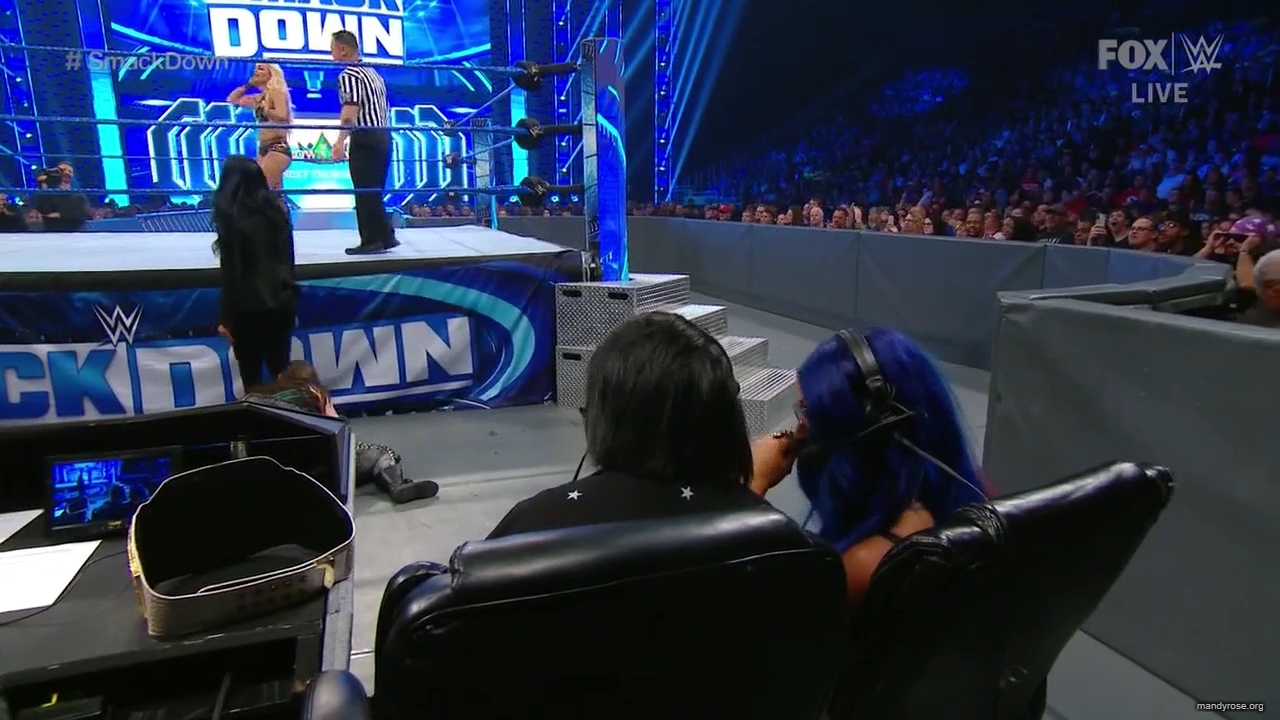 WWE_Friday_Night_SmackDown_2019_10_25_720p_HDTV_x264-NWCHD_mp42400.jpg