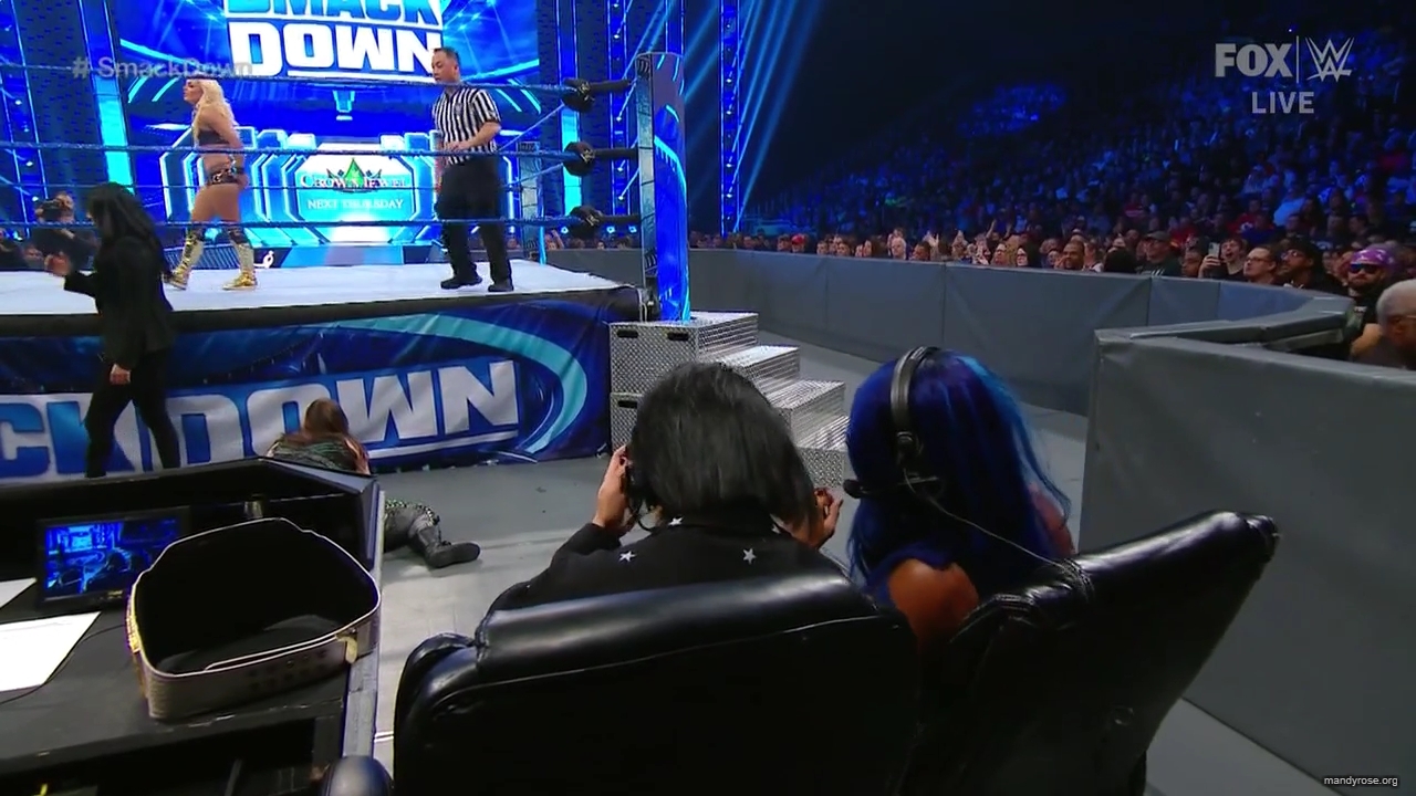 WWE_Friday_Night_SmackDown_2019_10_25_720p_HDTV_x264-NWCHD_mp42401.jpg