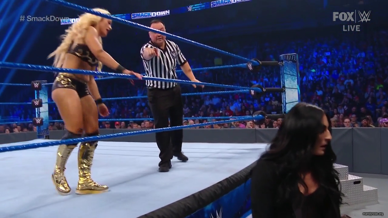 WWE_Friday_Night_SmackDown_2019_10_25_720p_HDTV_x264-NWCHD_mp42403.jpg