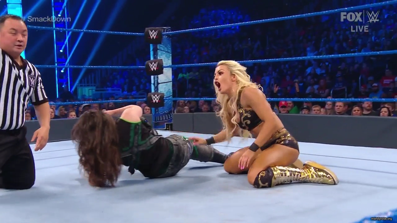 WWE_Friday_Night_SmackDown_2019_10_25_720p_HDTV_x264-NWCHD_mp42414.jpg