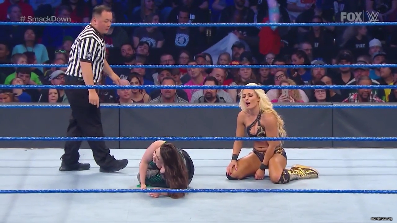 WWE_Friday_Night_SmackDown_2019_10_25_720p_HDTV_x264-NWCHD_mp42423.jpg