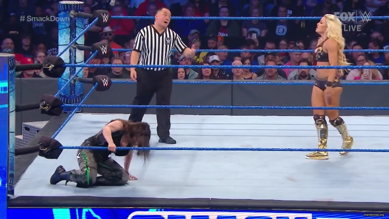 WWE_Friday_Night_SmackDown_2019_10_25_720p_HDTV_x264-NWCHD_mp42433.jpg