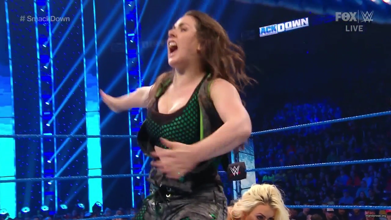 WWE_Friday_Night_SmackDown_2019_10_25_720p_HDTV_x264-NWCHD_mp42468.jpg