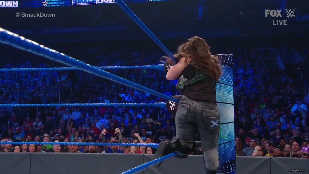WWE_Friday_Night_SmackDown_2019_10_25_720p_HDTV_x264-NWCHD_mp42473.jpg