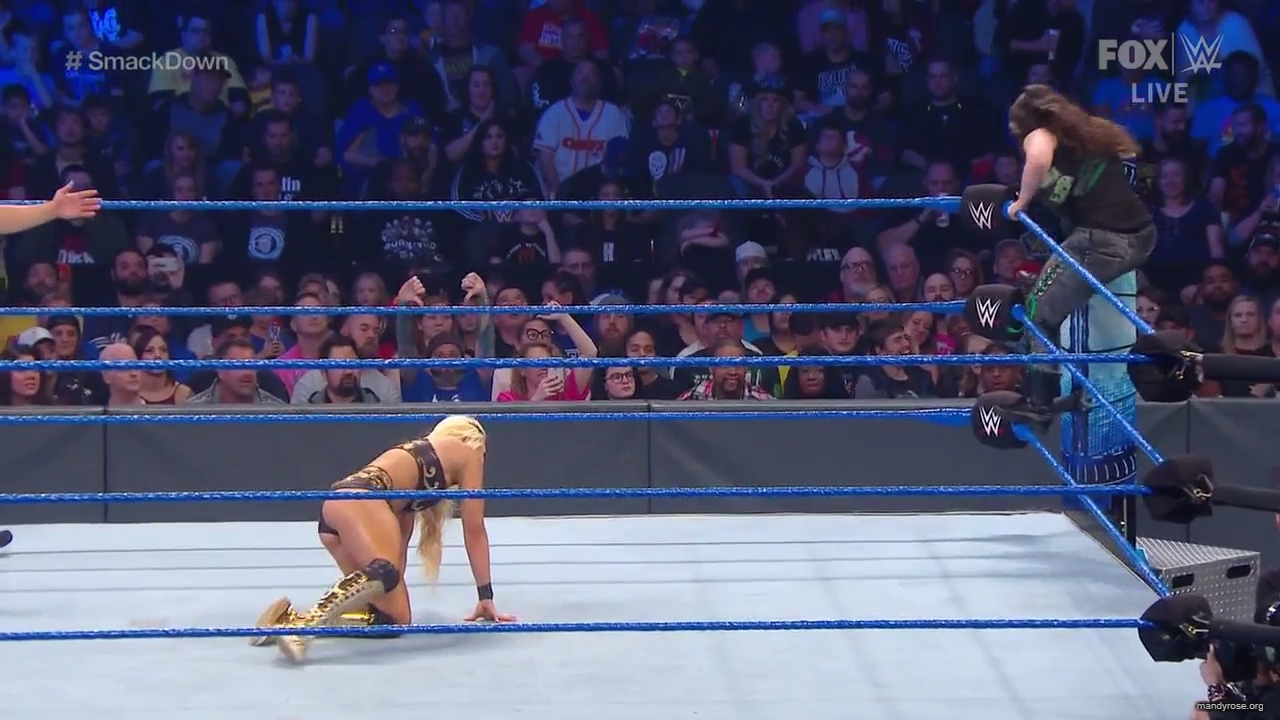 WWE_Friday_Night_SmackDown_2019_10_25_720p_HDTV_x264-NWCHD_mp42474.jpg