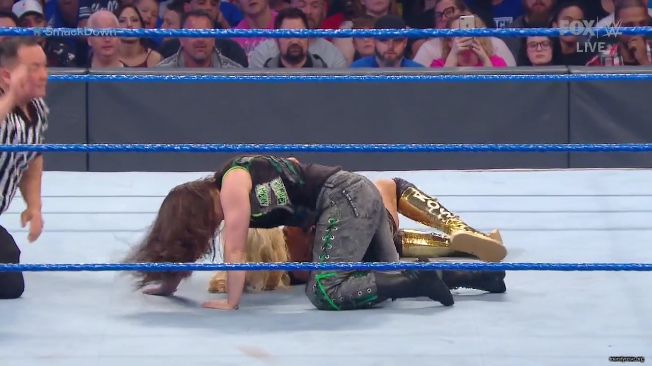 WWE_Friday_Night_SmackDown_2019_10_25_720p_HDTV_x264-NWCHD_mp42484.jpg
