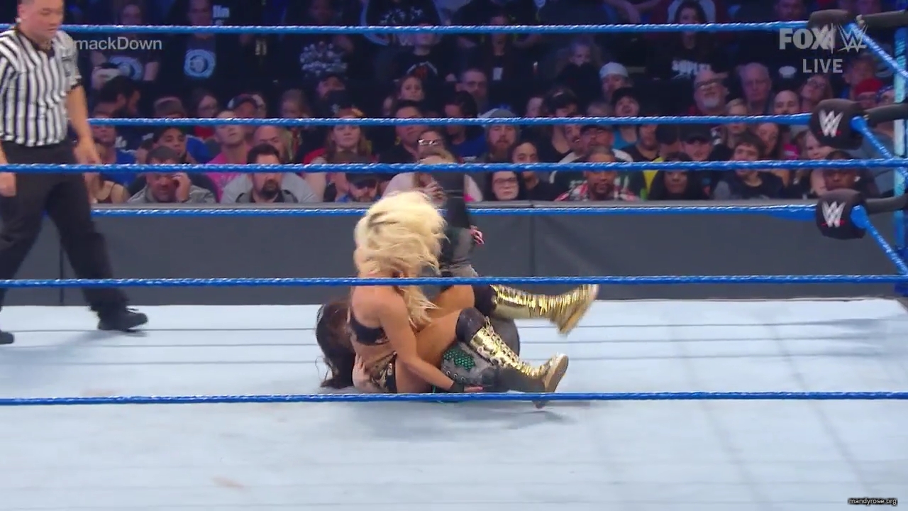 WWE_Friday_Night_SmackDown_2019_10_25_720p_HDTV_x264-NWCHD_mp42493.jpg