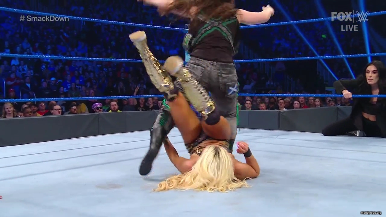 WWE_Friday_Night_SmackDown_2019_10_25_720p_HDTV_x264-NWCHD_mp42496.jpg