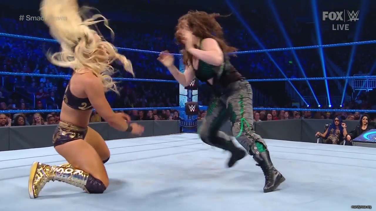 WWE_Friday_Night_SmackDown_2019_10_25_720p_HDTV_x264-NWCHD_mp42506.jpg