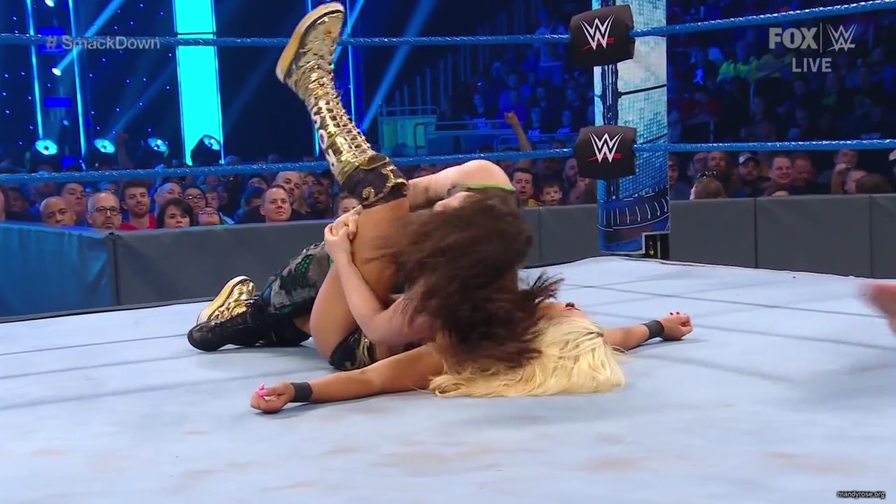 WWE_Friday_Night_SmackDown_2019_10_25_720p_HDTV_x264-NWCHD_mp42512.jpg