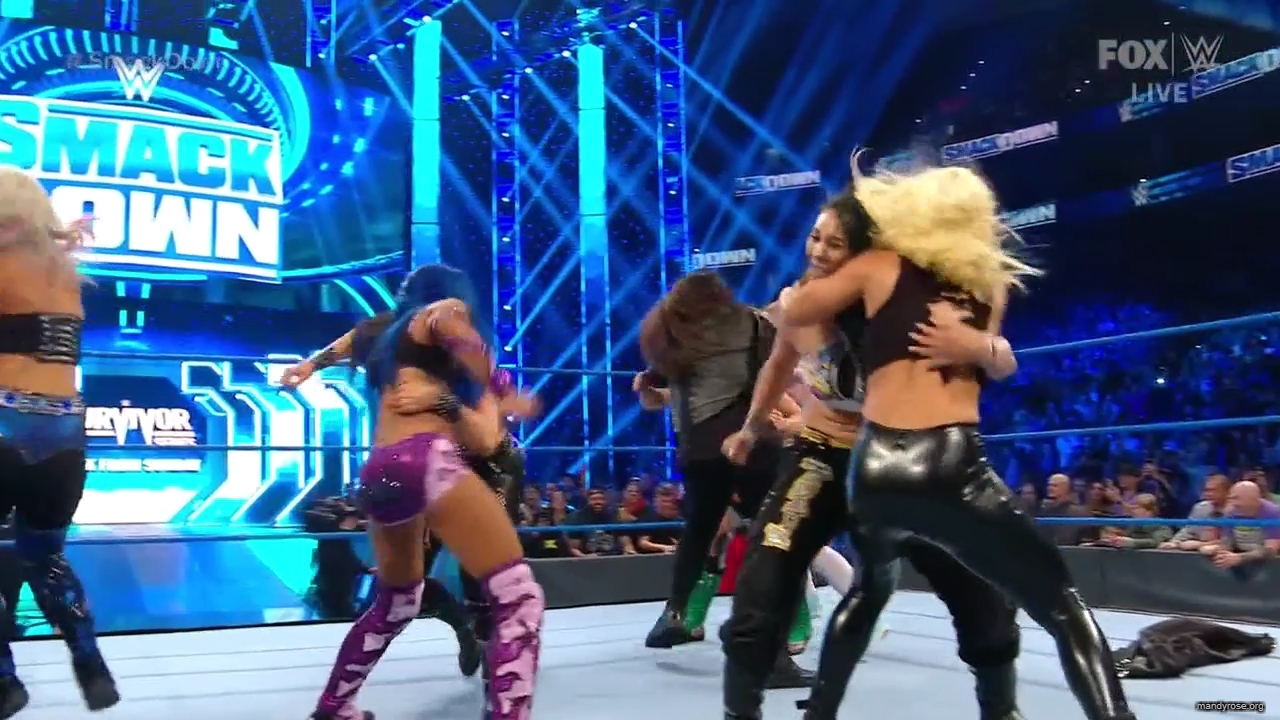 WWE_Friday_Night_SmackDown_2019_11_15_720p_HDTV_x264-NWCHD_mp40820.jpg