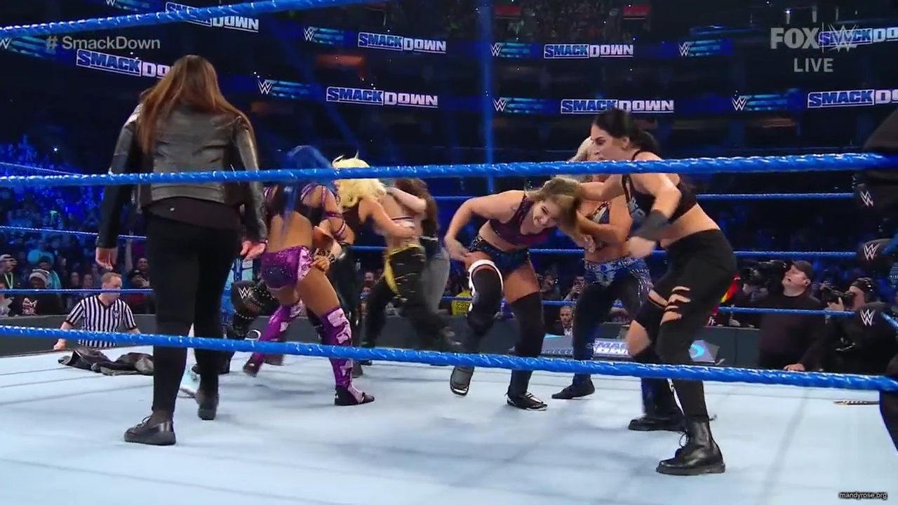 WWE_Friday_Night_SmackDown_2019_11_15_720p_HDTV_x264-NWCHD_mp40825.jpg