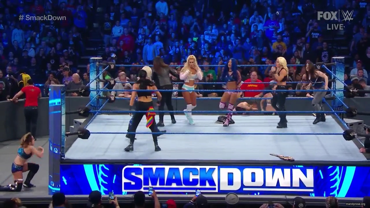 WWE_Friday_Night_SmackDown_2019_11_15_720p_HDTV_x264-NWCHD_mp40828.jpg