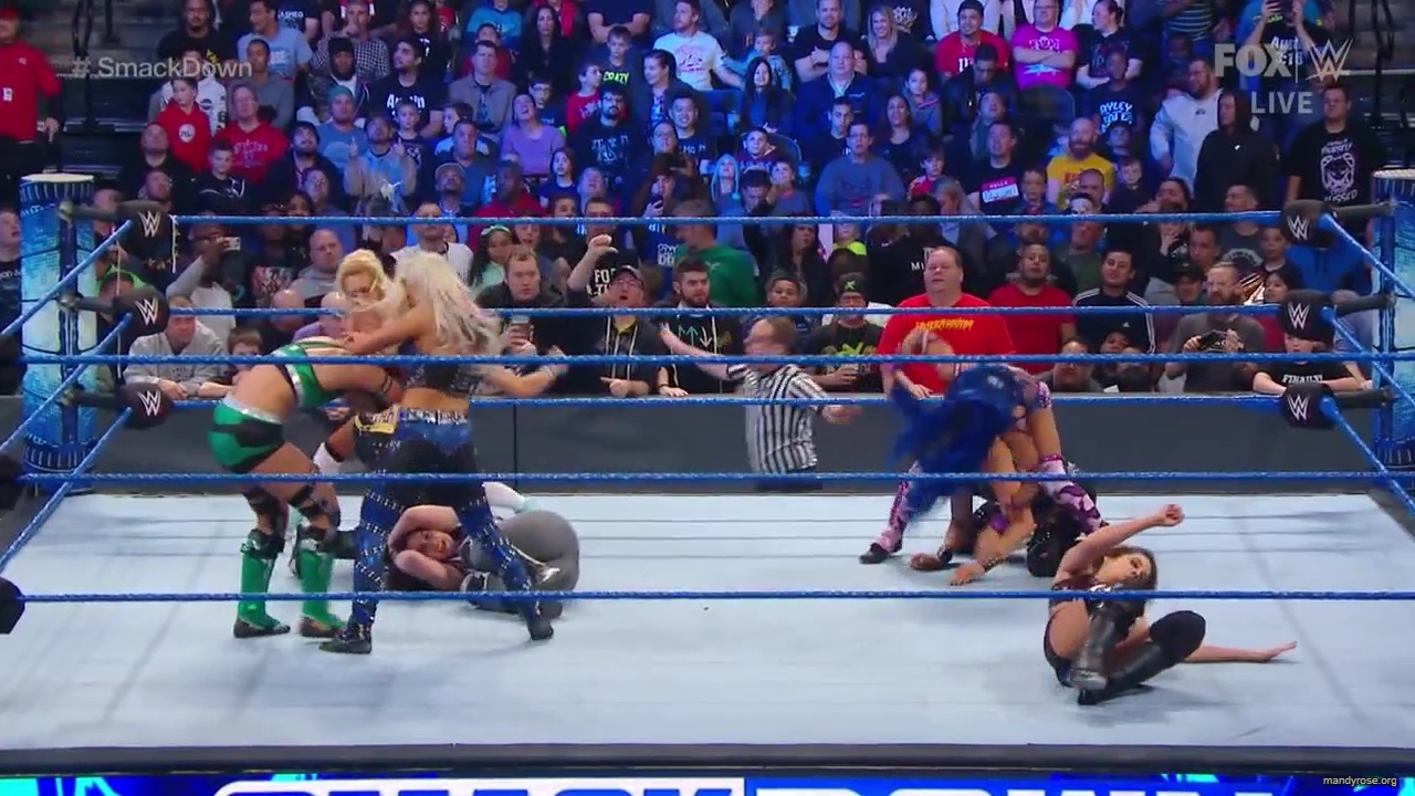 WWE_Friday_Night_SmackDown_2019_11_15_720p_HDTV_x264-NWCHD_mp41274.jpg