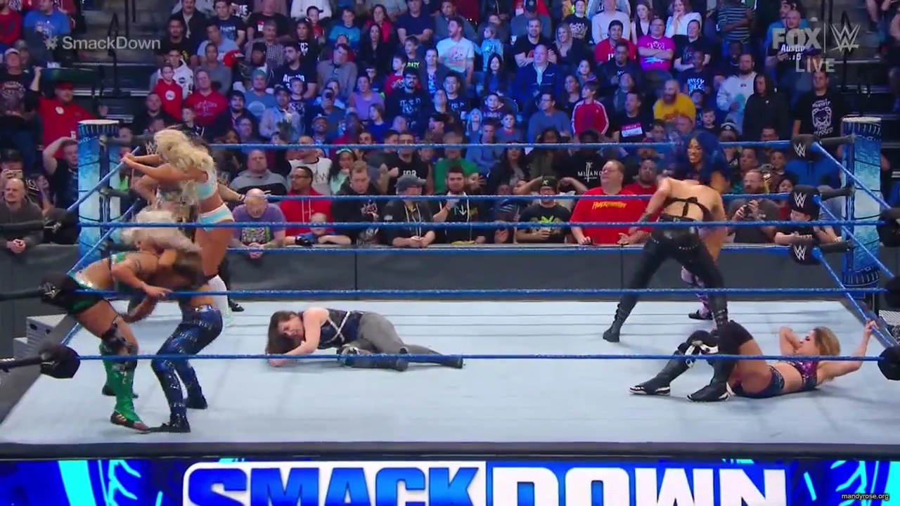 WWE_Friday_Night_SmackDown_2019_11_15_720p_HDTV_x264-NWCHD_mp41279.jpg