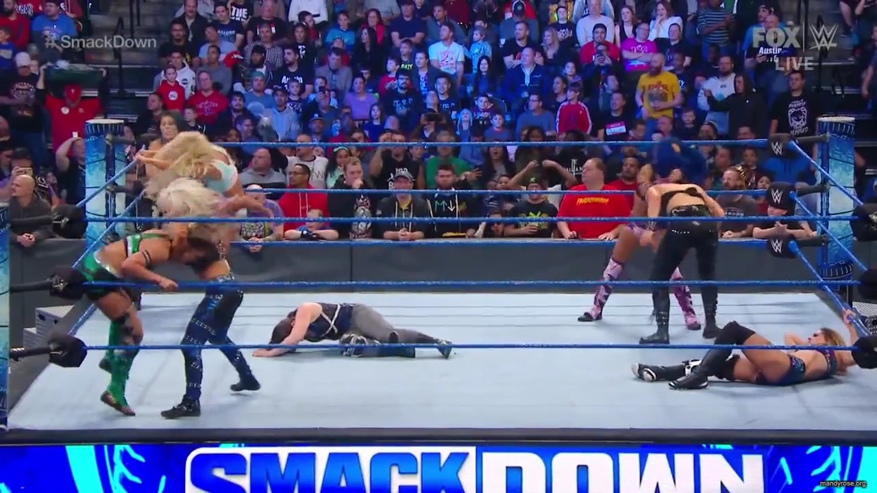 WWE_Friday_Night_SmackDown_2019_11_15_720p_HDTV_x264-NWCHD_mp41280.jpg